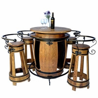 Stôl zo sudu + 4 stoličky Hoker s kovovou opierkou